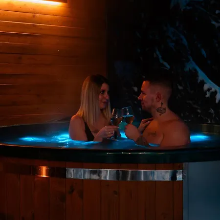 Pohorska Gozdna Dom wakacyjny *