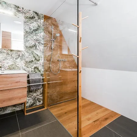 Pohorska Gozdna Dom wakacyjny *