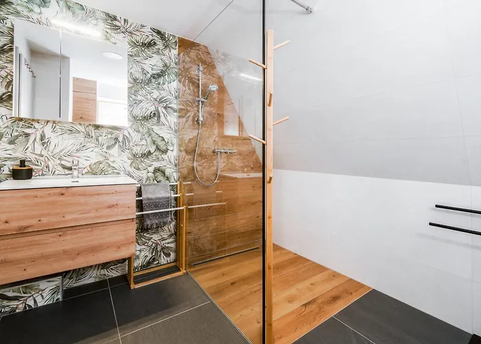 Pohorska Gozdna بيت للعطل *